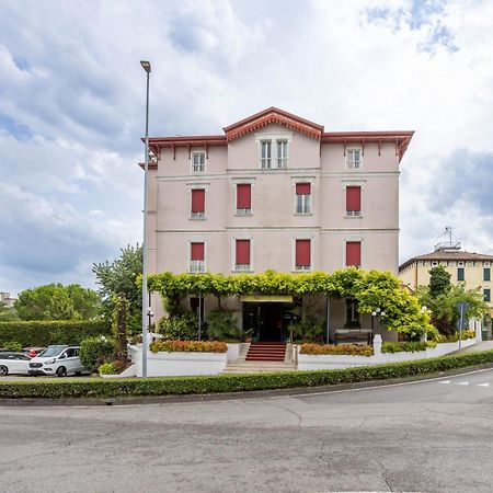 Hotel Giardinetto Desenzano del Garda Exterior foto